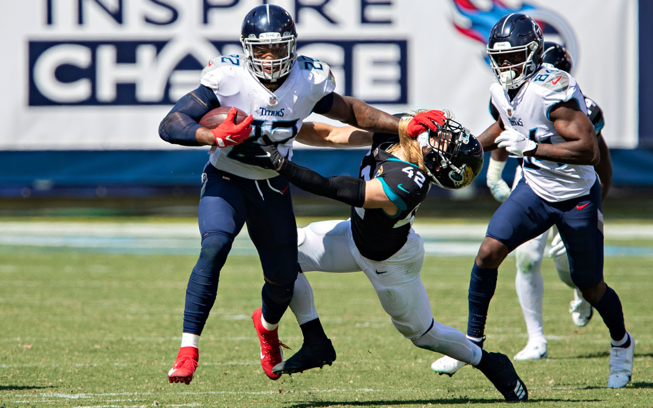 Robert Woods of the Tennessee Titans looks on against the News Photo -  Getty Images