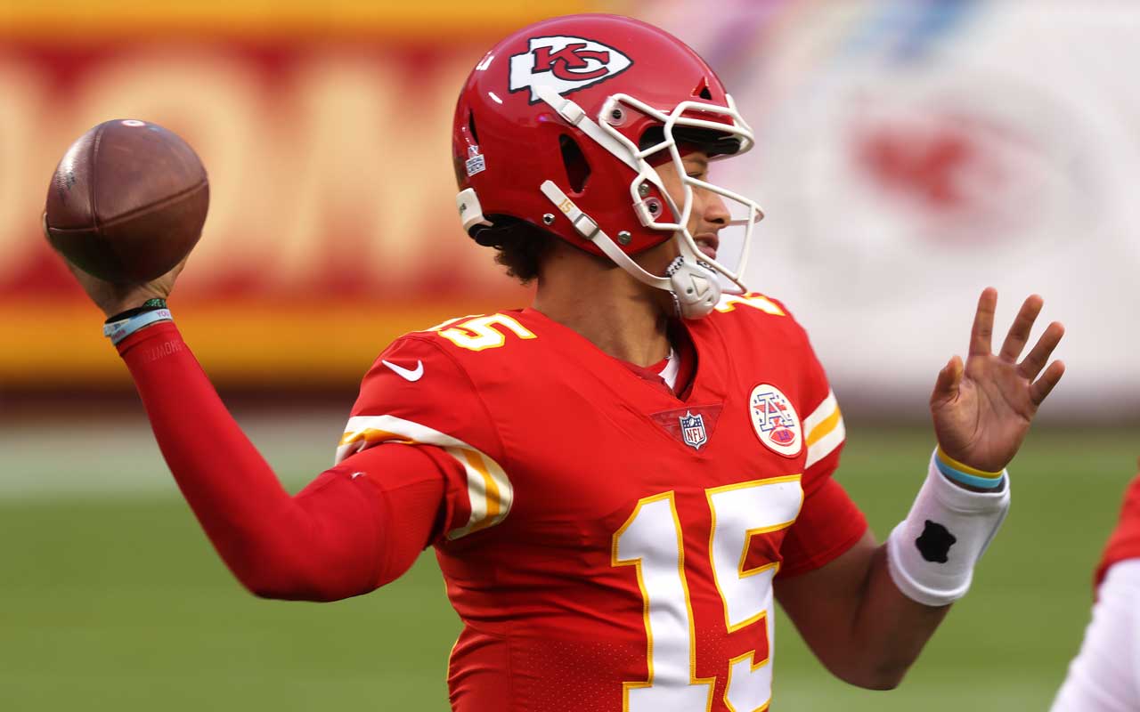 Monday Night Football DFS Breakdown: Raiders at Chiefs