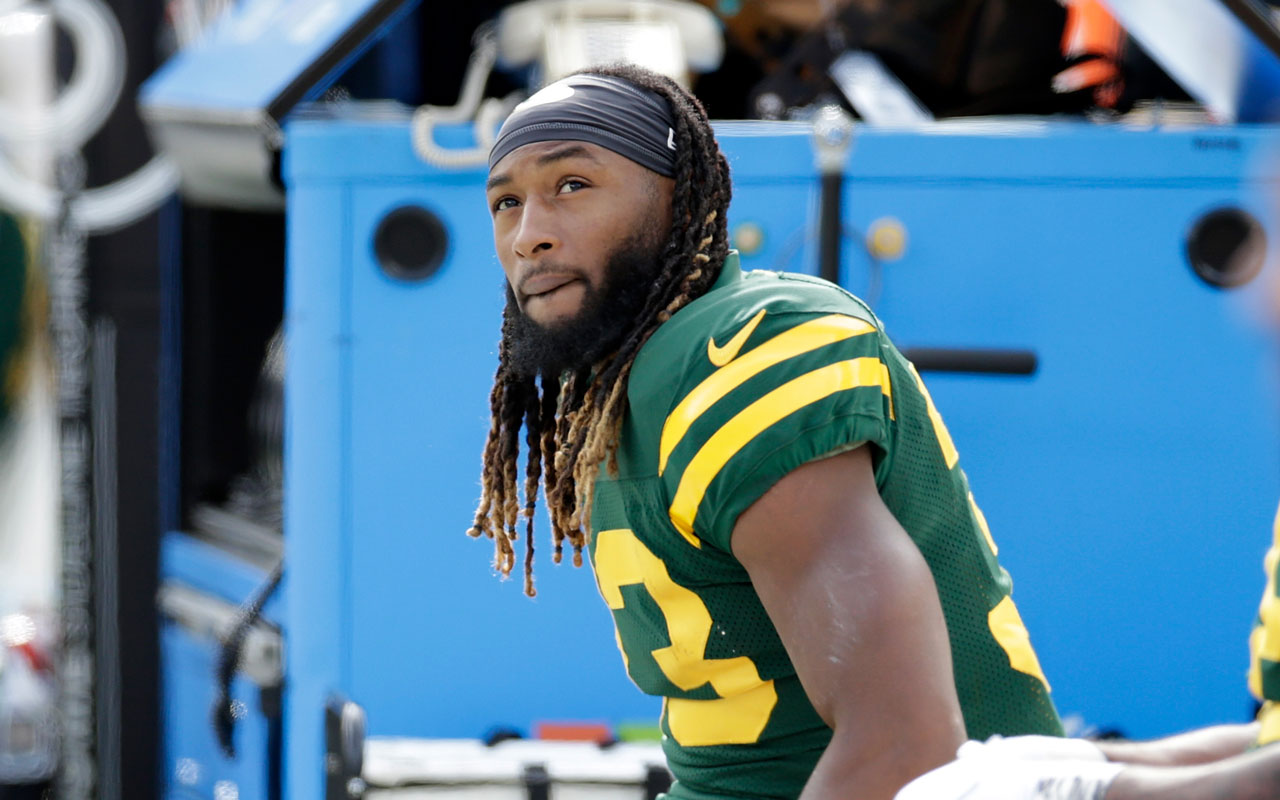 Aaron Jones injury update: Packers RB has mild calf strain, and