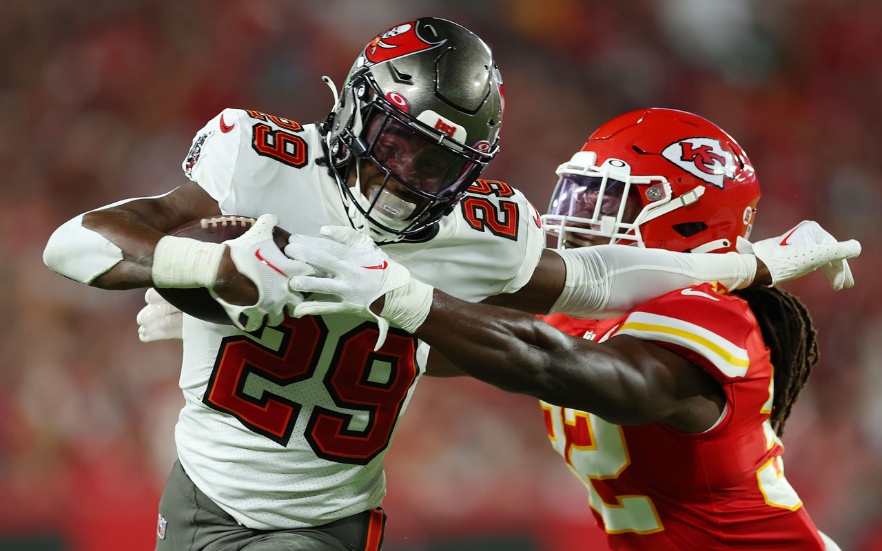 2022 Fantasy Football: Zero-RB Best-Ball Draft - FantraxHQ