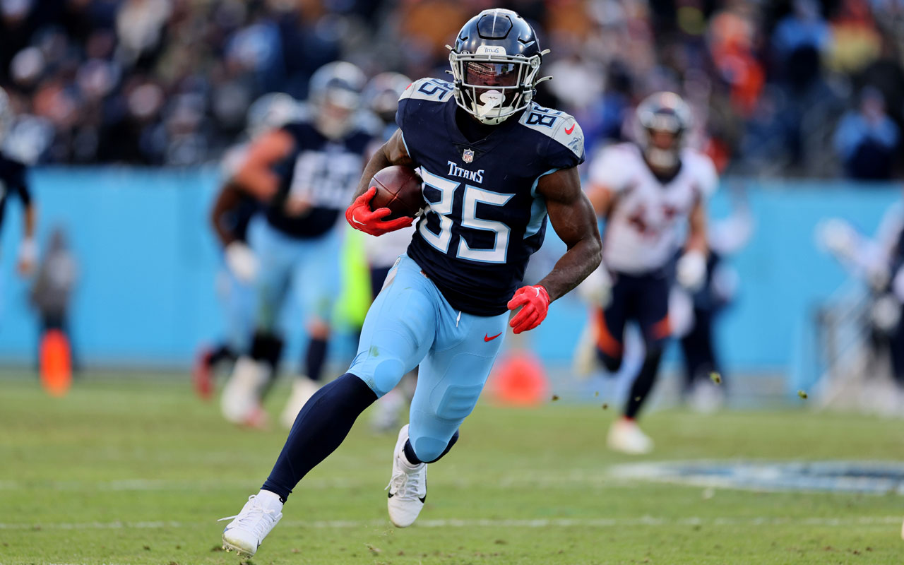 Start or sit Week 1: Chigoziem Okonkwo, Treylon Burks, Titans D/ST