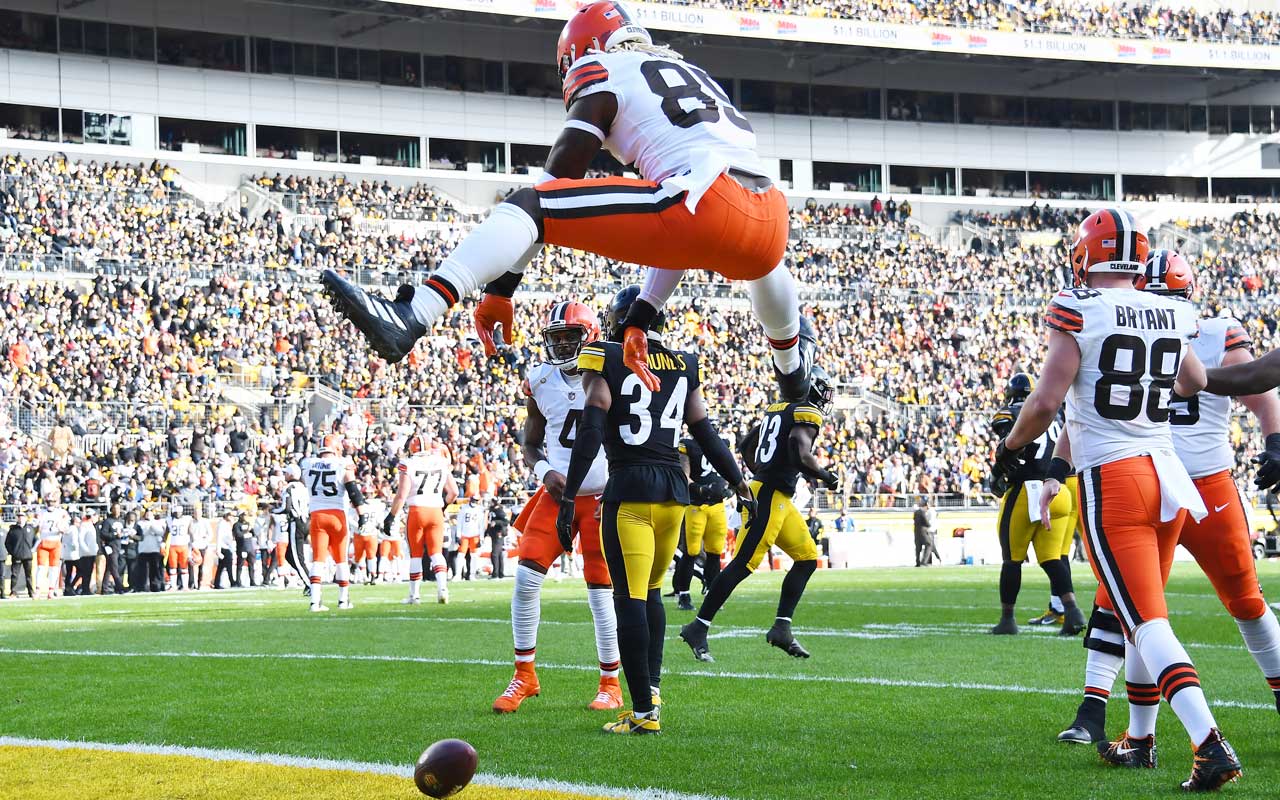 Njoku back at Browns practice