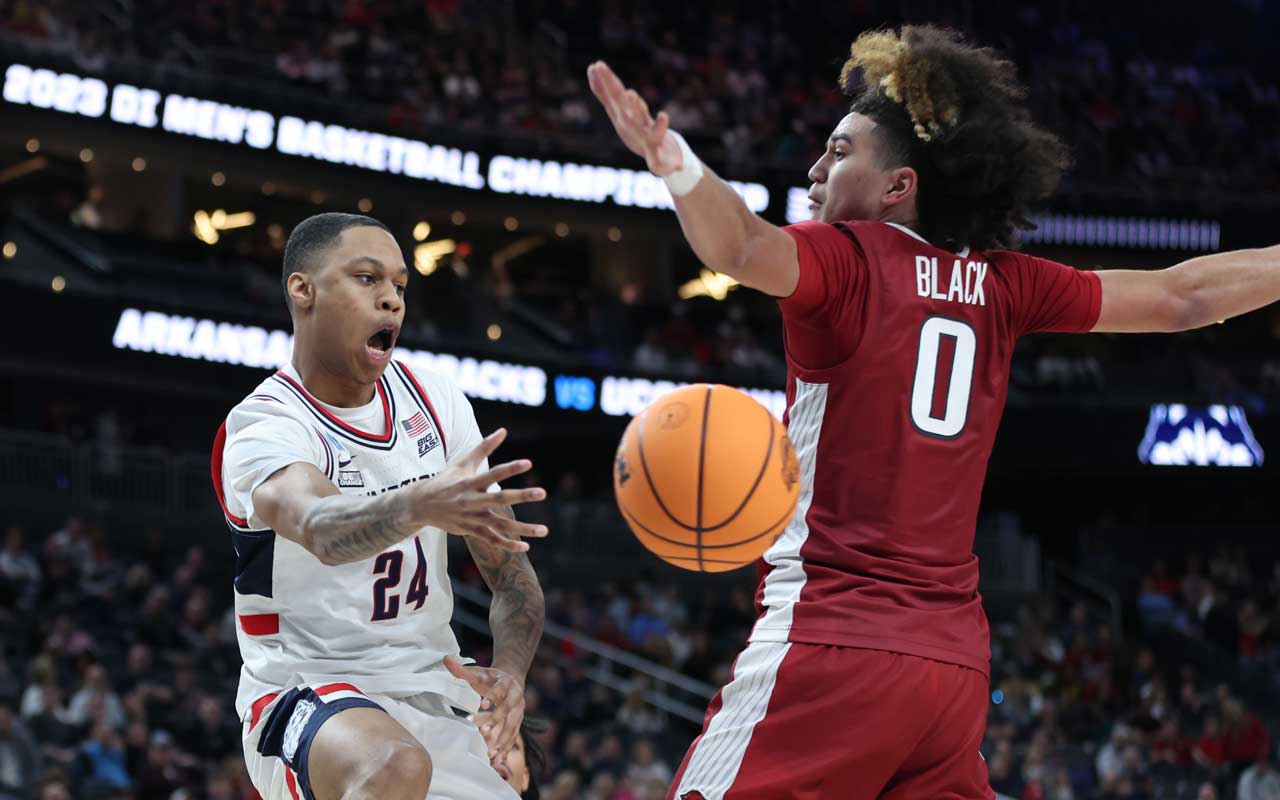 March Madness Elite 8 Odds, Predictions, and Bets 4for4