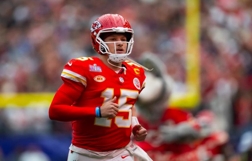 6 Fantasy Football QBs Whose TD Rates Are Trending Up &amp; Down